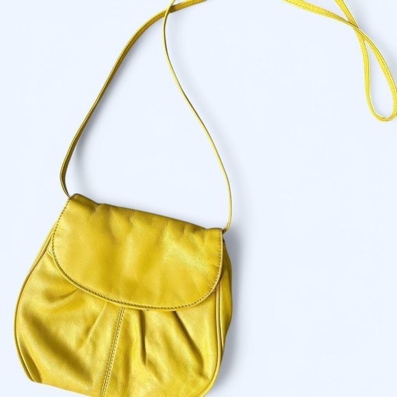 Vintage 1960s 100% Genuine Leather Yellow Crossbody Bag - Picture 1 of 7